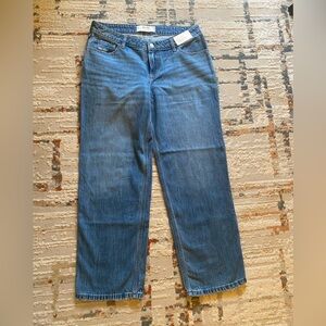 Hollister Women's Straight Leg Low- rise Blue Jeans